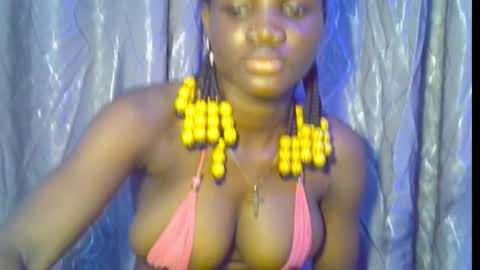 nikky00 online show from December 1, 2025, 6:07 am