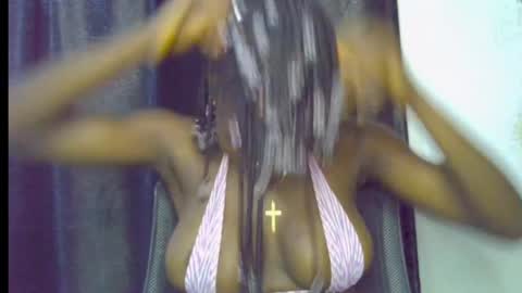 nikky00 online show from May 14, 2026, 11:28 am
