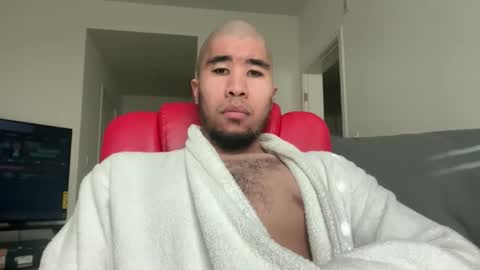 Snapshot of blasian4 chatting on November 27, 2025, 8:33 pm blasian4 online show from November 27, 2025, 8:33 pm