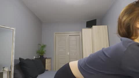 Snapshot of blearalin chatting on October 28, 2025, 9:13 am blearalin online show from October 28, 2025, 9:13 am