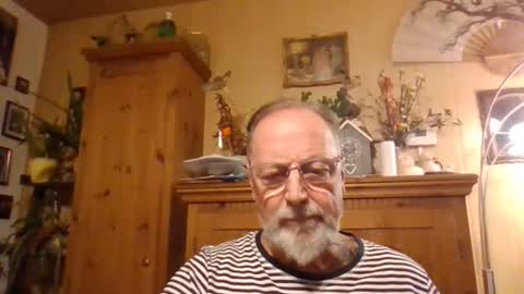 blindsurfer780299 online show from May 4, 2026, 7:10 pm
