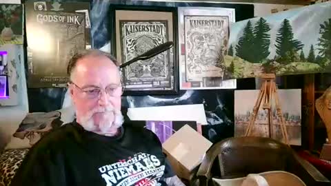 blindsurfer780299 online show from July 8, 2026, 2:21 pm