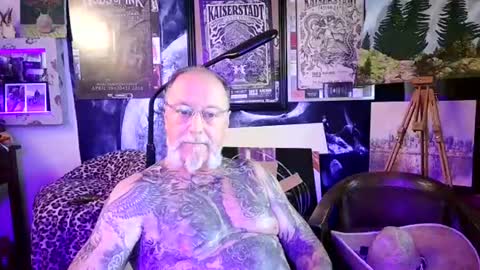 blindsurfer780299 online show from July 13, 2026, 8:06 am