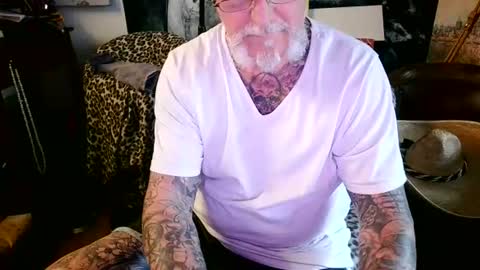 blindsurfer780299 online show from July 19, 2026, 4:44 pm