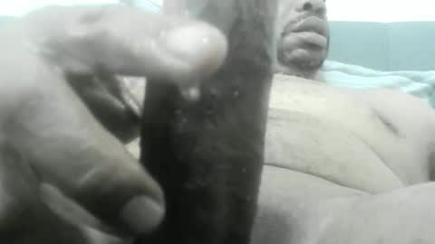 Snapshot of blkboi75 chatting on October 31, 2025, 1:56 pm blkboi75 online show from October 31, 2025, 1:56 pm