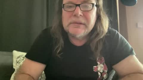 BlIdoL online show from March 18, 2026, 7:33 am