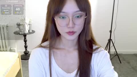 YoYo online show from December 9, 2024, 10:00 am