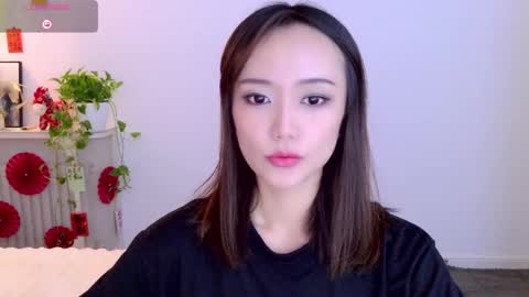 Snapshot of blon_kater chatting on April 2, 2026, 4:37 pm YoYo online show from April 2, 2026, 4:37 pm
