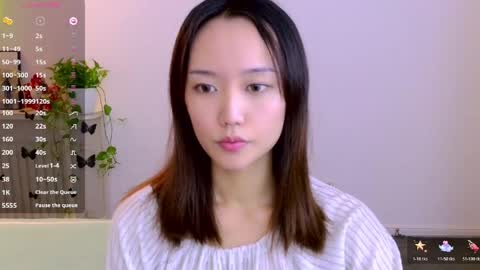Snapshot of blon_kater chatting on April 27, 2026, 8:23 am YoYo online show from April 27, 2026, 8:23 am