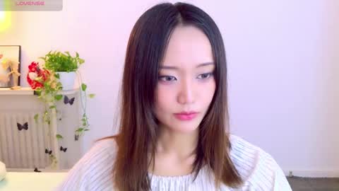 Snapshot of blon_kater chatting on May 12, 2026, 4:53 am YoYo online show from May 12, 2026, 4:53 am