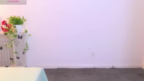 Snapshot of blon_kater chatting on May 14, 2026, 6:31 am YoYo online show from May 14, 2026, 6:31 am