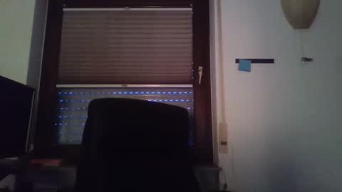 blonde32m online show from February 14, 2025, 4:41 pm