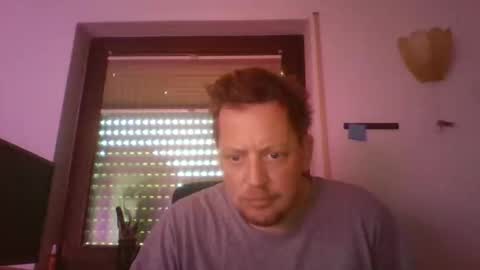 blonde32m online show from October 5, 2025, 6:45 am