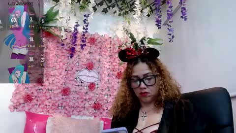 blonde_squirt_ online show from March 4, 2025, 5:21 am