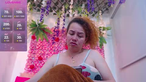 blonde_squirt_ online show from February 10, 2026, 6:06 am