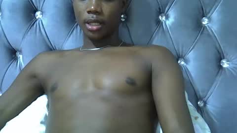 blonde online show from November 16, 2025, 10:15 pm