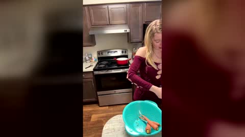 blondebunny999 online show from February 20, 2026, 9:59 pm