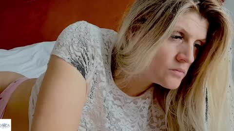 Snapshot of blondechristine99 chatting on May 9, 2026, 4:01 pm blondechristine99 online show from May 9, 2026, 4:01 pm