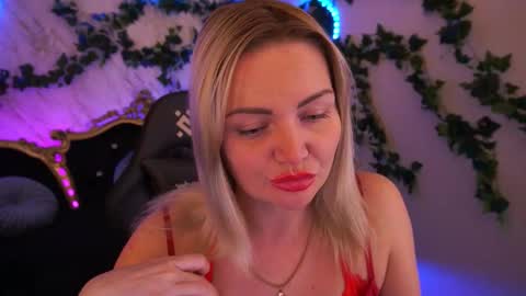 Snapshot of blondeviva chatting on October 20, 2025, 7:31 am Blonde online show from October 20, 2025, 7:31 am