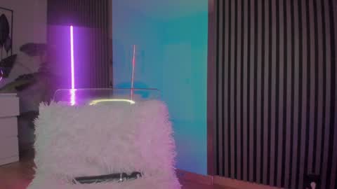 Snapshot of blondie_muller chatting on February 2, 2025, 4:32 pm blondie_muller online show from February 2, 2025, 4:32 pm