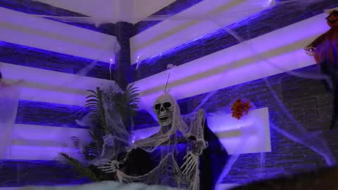 Snapshot of blondie_muller chatting on November 9, 2025, 9:24 pm blondie_muller online show from November 9, 2025, 9:24 pm