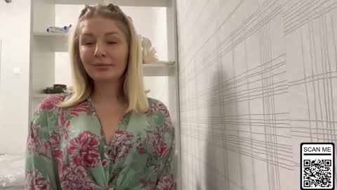 blondie_xoxoxo online show from November 23, 2025, 6:41 pm