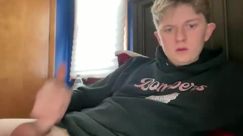 Snapshot of blondiedicks1 chatting on January 8, 2026, 6:10 pm blondiedicks1 online show from January 8, 2026, 6:10 pm