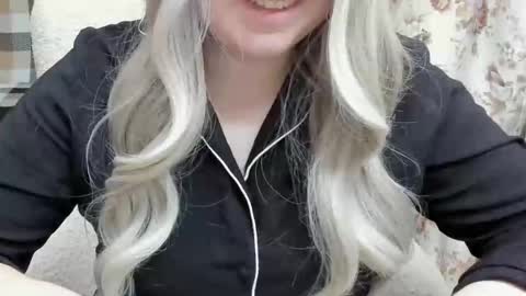 Snapshot of blondymargaret chatting on March 8, 2025, 4:17 pm blondymargaret online show from March 8, 2025, 4:17 pm