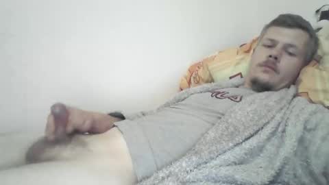 blook0000 online show from November 10, 2025, 4:22 am