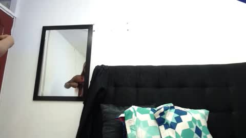 Snapshot of bloom_bbc chatting on January 6, 2026, 8:01 pm bloom_bbc online show from January 6, 2026, 8:01 pm