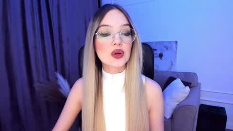 Sophia online show from February 9, 2025, 8:02 pm