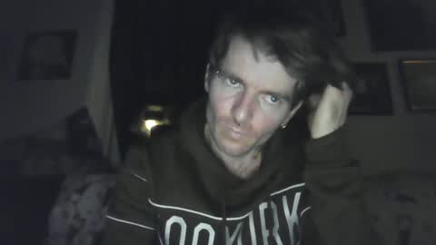 Snapshot of blowme19866 chatting on January 8, 2025, 10:04 am blowme19866 online show from January 8, 2025, 10:04 am