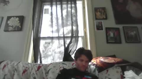 Snapshot of blowme19866 chatting on January 22, 2025, 9:43 pm blowme19866 online show from January 22, 2025, 9:43 pm