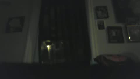 Snapshot of blowme19866 chatting on February 18, 2025, 3:10 am blowme19866 online show from February 18, 2025, 3:10 am