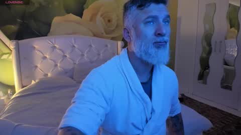 Snapshot of blowmyxxl chatting on January 11, 2026, 8:30 am Nico online show from January 11, 2026, 8:30 am