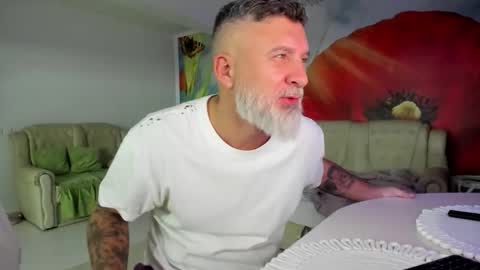 Snapshot of blowmyxxl chatting on January 13, 2026, 10:15 pm Nico online show from January 13, 2026, 10:15 pm