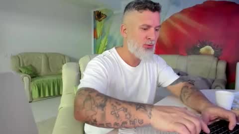 Snapshot of blowmyxxl chatting on January 14, 2026, 7:19 pm Nico online show from January 14, 2026, 7:19 pm