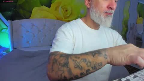 Snapshot of blowmyxxl chatting on January 16, 2026, 10:41 am Nico online show from January 16, 2026, 10:41 am