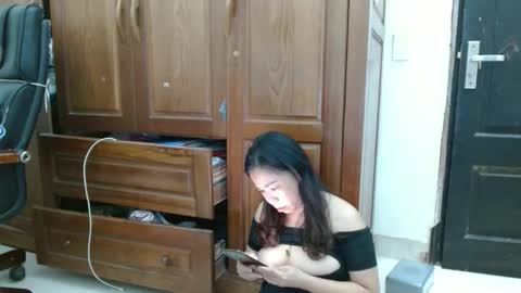 blowy079 online show from September 25, 2025, 9:46 am