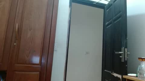 blowy079 online show from April 7, 2026, 1:06 am