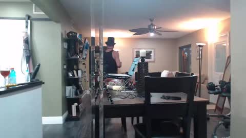 Snapshot of blu4121 chatting on October 31, 2025, 9:38 pm Wyatt online show from October 31, 2025, 9:38 pm