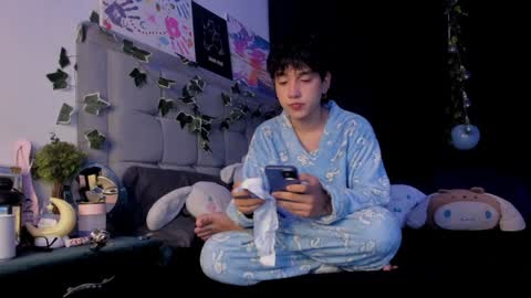 Blue online show from January 27, 2025, 7:45 am