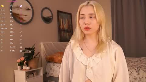 Adeline online show from November 18, 2025, 6:51 am