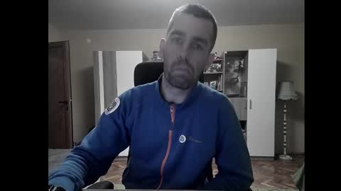 Runaway online show from December 10, 2024, 3:33 pm