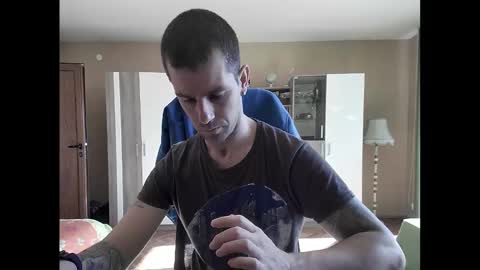 Runaway online show from February 13, 2025, 8:48 am