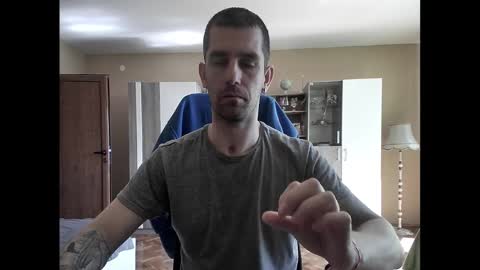 Runaway online show from March 6, 2025, 9:47 am