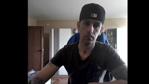 Runaway online show from October 17, 2025, 12:08 pm