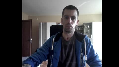 Runaway online show from October 22, 2025, 6:24 am