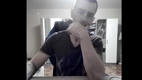 Runaway online show from November 8, 2025, 7:23 pm