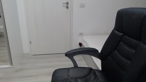 Juliet online show from March 30, 2026, 4:30 pm